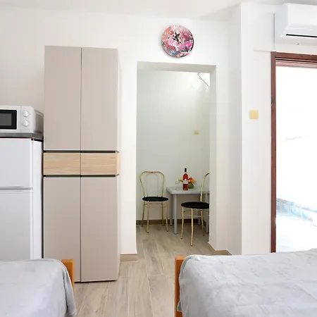 Family Friendly With A Swimming Pool - 21026 Apartament Split