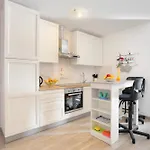 Family-friendly With Swimming Pool - 21026