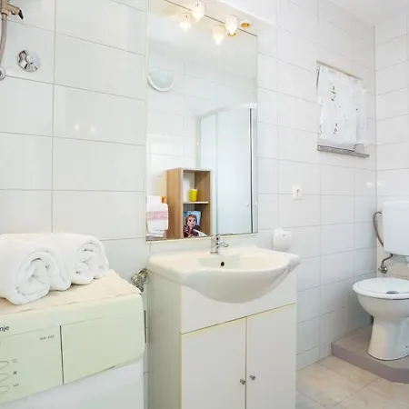 Appartement Family-friendly With Swimming Pool - 21026